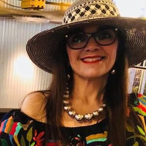 Meet your Posher, Diana